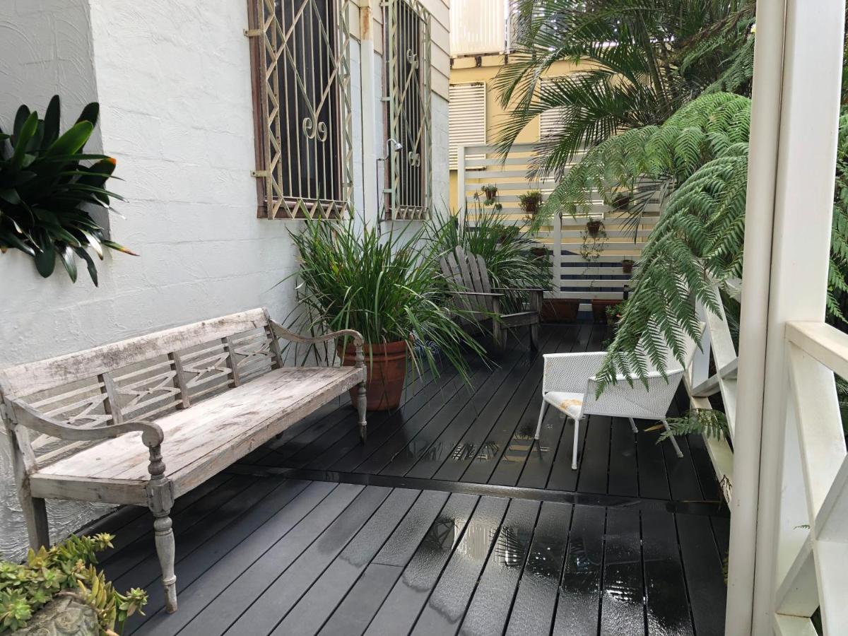 ספפייר ביץ' Shorebreak Studio Apartments מראה חיצוני תמונה